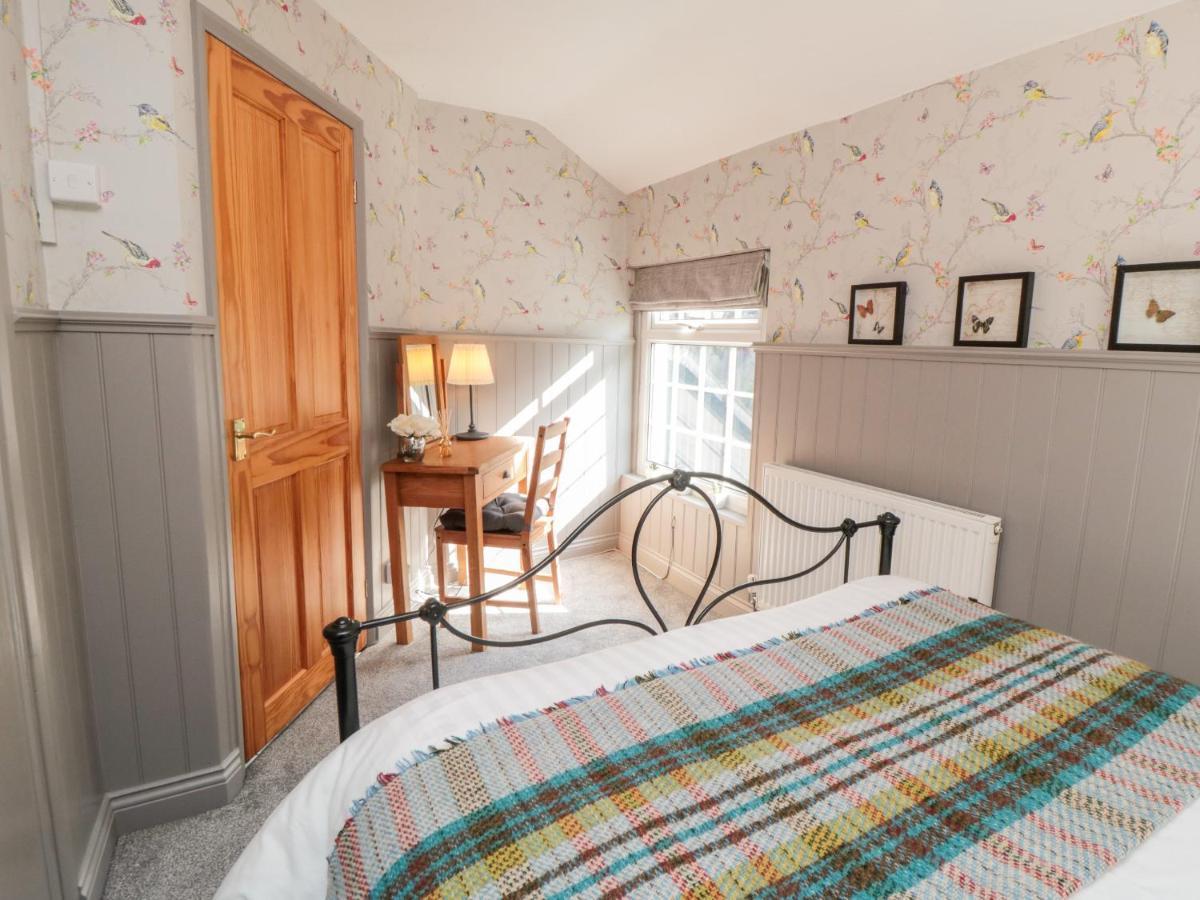 Esk View Cottage Гросмънт Екстериор снимка